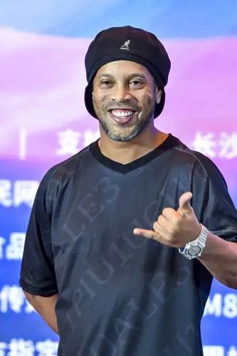 使得联赛的