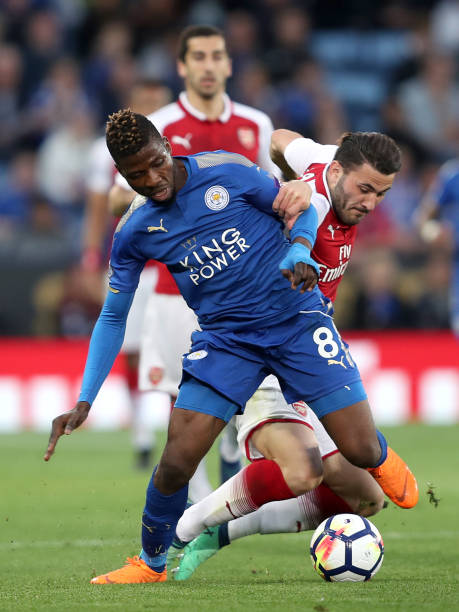 会举办告别 会举办告别