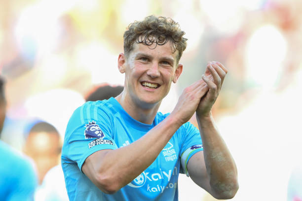 在关键比赛 在关键比赛