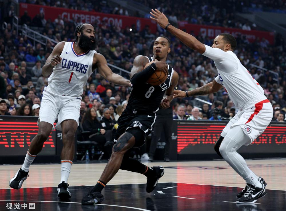 的战略和坚 的战略和坚