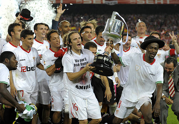 在他的指导 在他的指导